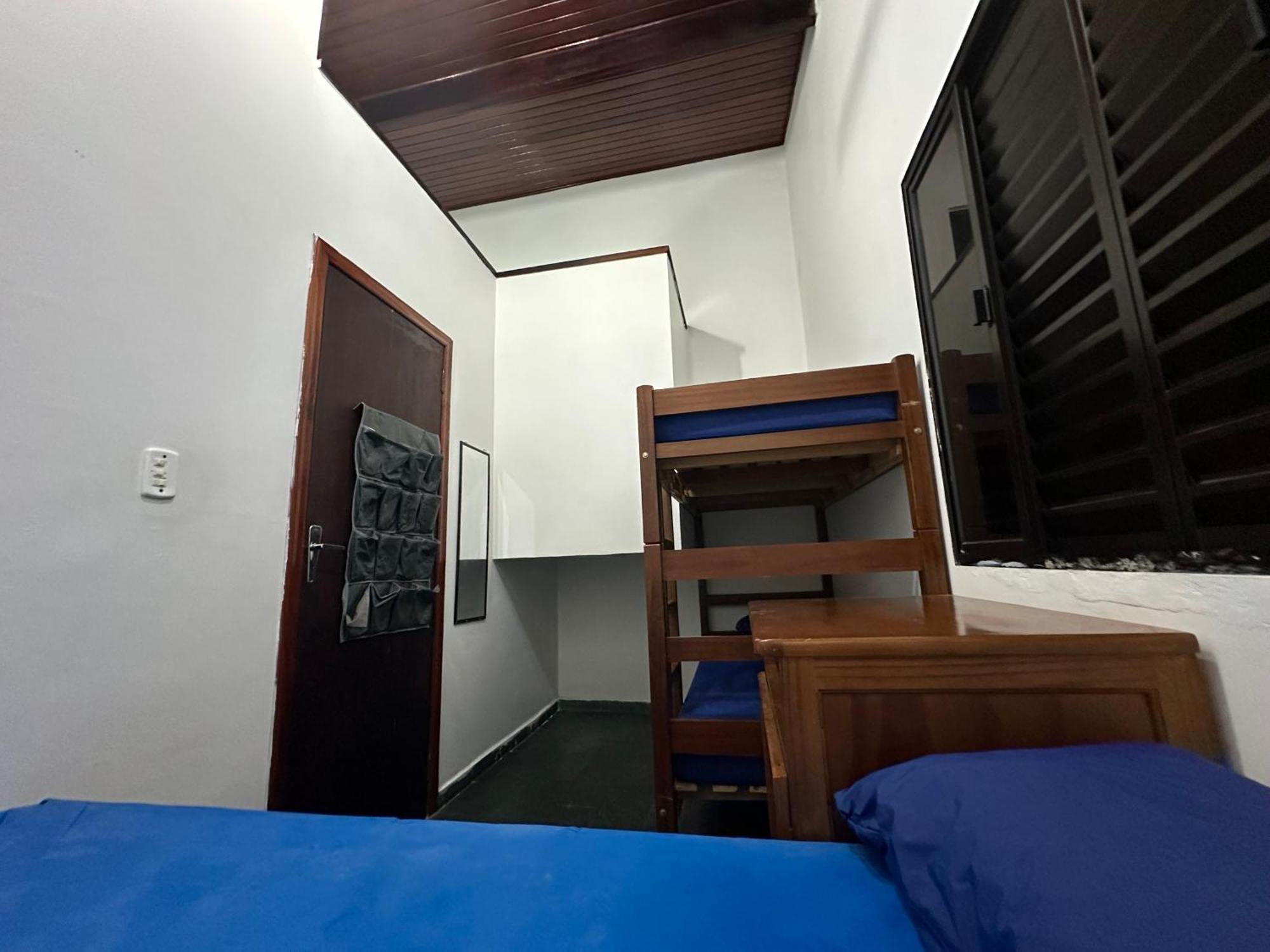 Triplex Piscina Churrasqueira Lava E Seca Wi-Fi E 2 Tvs Em Condominio Com 90M2 No Centro De Ubatuba Exterior foto